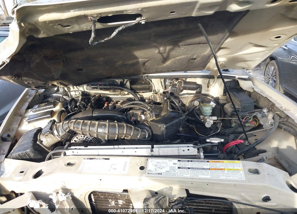2000 FORD RANGER XL/XLT VIN: 1FTYR10V1YTA52628