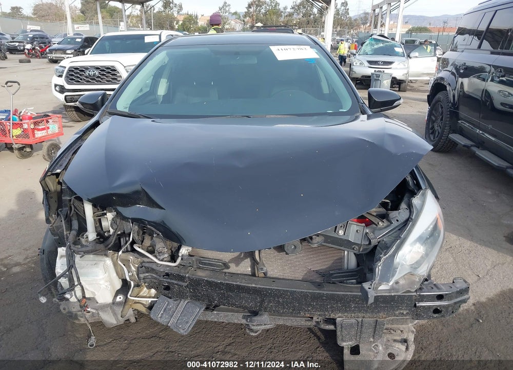 2014 TOYOTA COROLLA S PLUS VIN: 5YFBURHE1EP108044