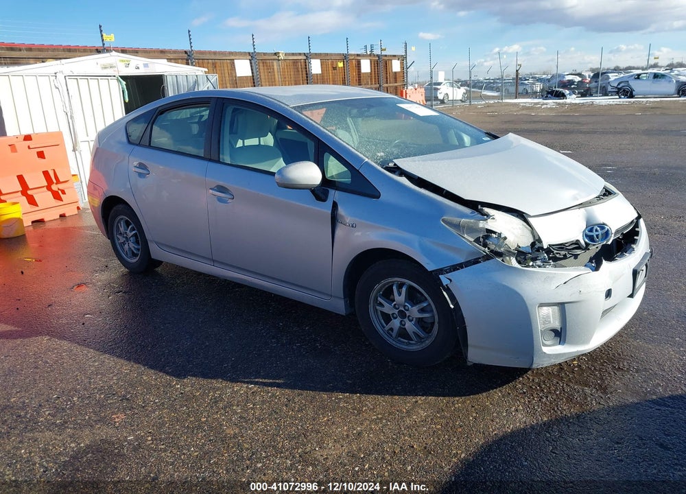 2011 TOYOTA PRIUS TWO VIN: JTDKN3DU4B0305495