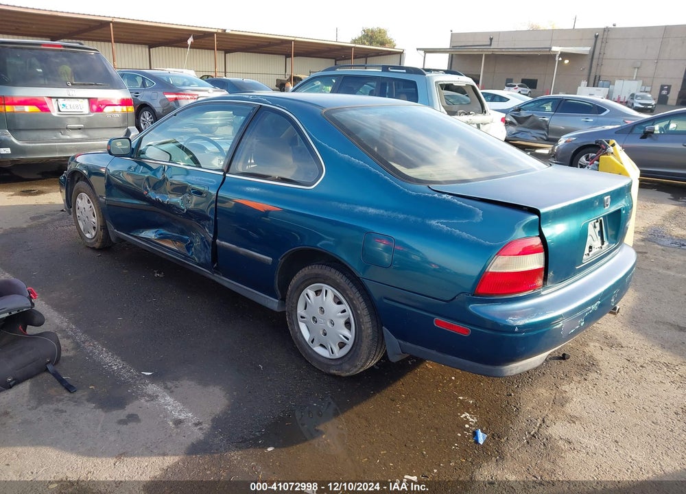1995 HONDA ACCORD LX VIN: 1HGCD7239SA018318