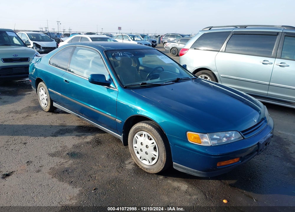 1995 HONDA ACCORD LX VIN: 1HGCD7239SA018318