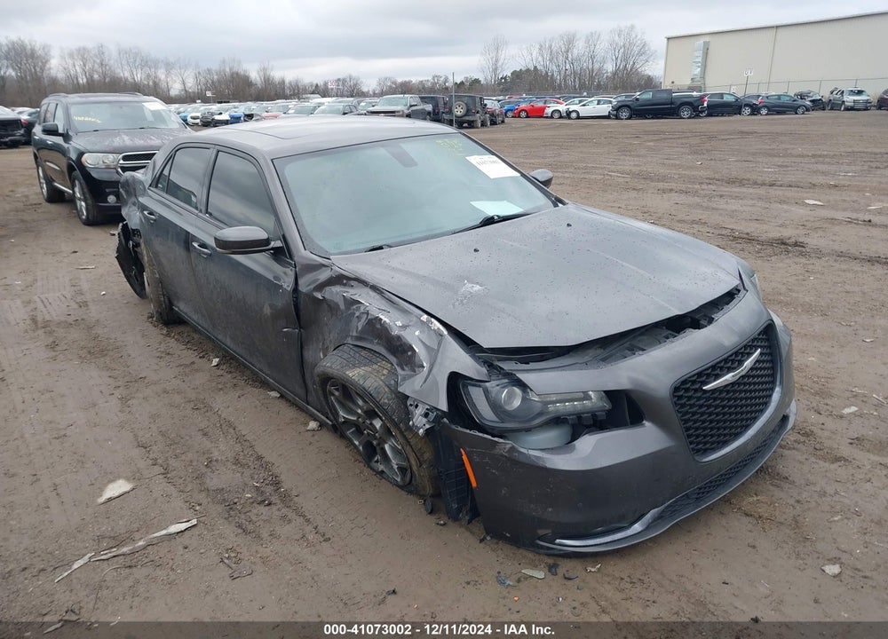 2017 CHRYSLER 300 VIN: 2C3CCAGG4HH585982
