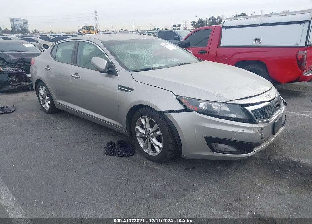 2011 KIA OPTIMA EX VIN: KNAGN4A74B5072664