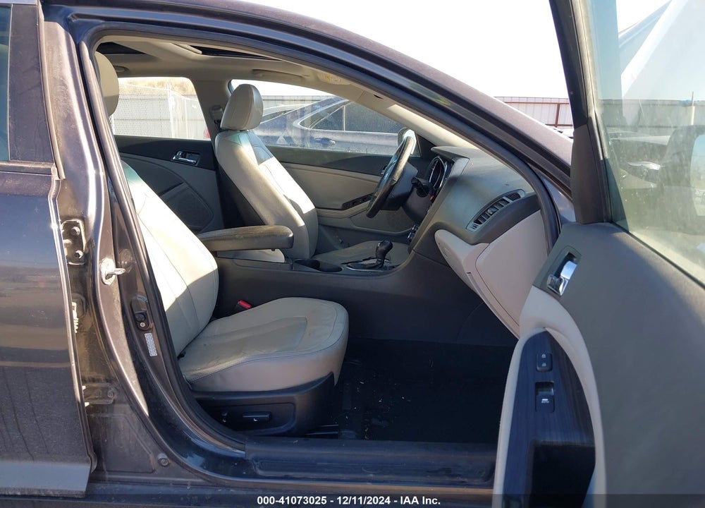 2011 KIA OPTIMA EX VIN: KNAGN4A74B5055914