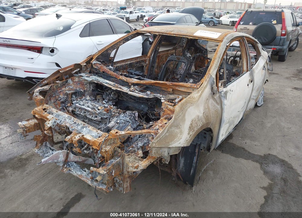 2018 TOYOTA PRIUS VIN: JTDKARFUXJ3061909