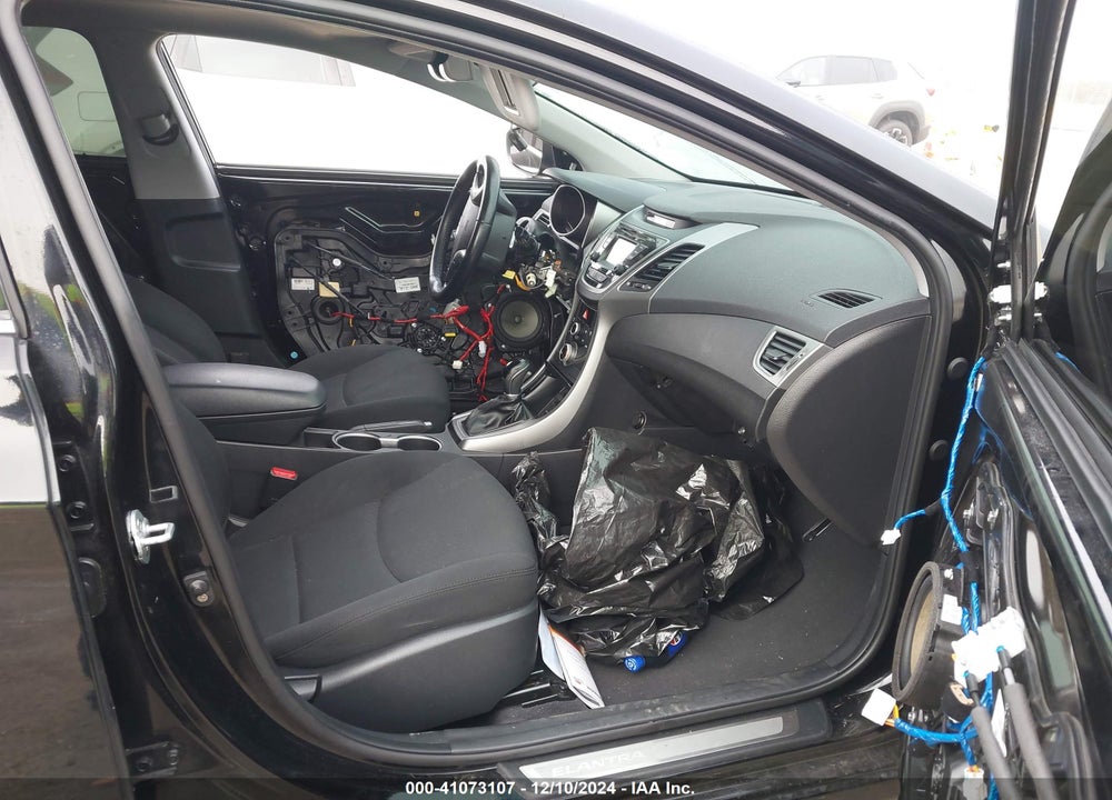 2015 HYUNDAI ELANTRA SE VIN: KMHDH4AE8FU236050