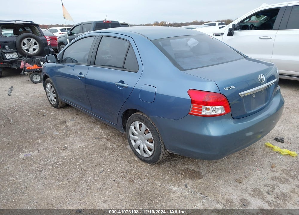 2011 TOYOTA YARIS VIN: JTDBT4K32B1405689