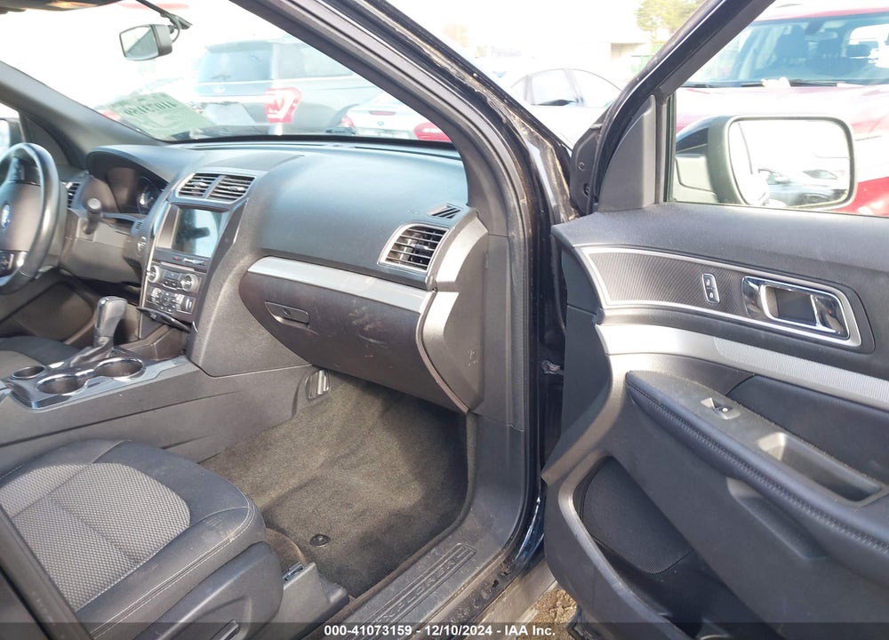 2017 FORD EXPLORER XLT VIN: 1FM5K7D87HGC51332