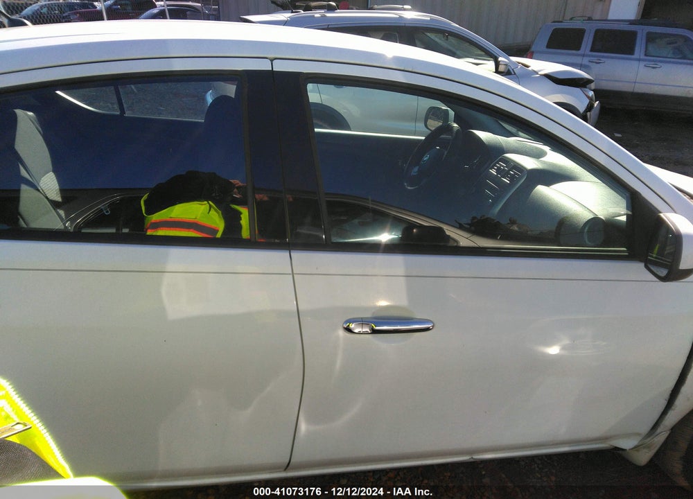2014 NISSAN VERSA VIN: 3N1CN7AP8EL823453