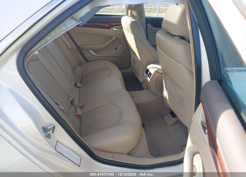 2011 CADILLAC CTS LUXURY VIN: 1G6DG5EY1B0158006