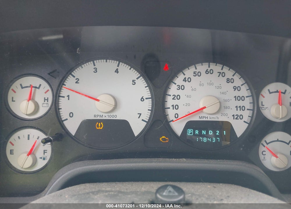 2008 DODGE RAM 1500 SLT VIN: 1D7HU18218J143487