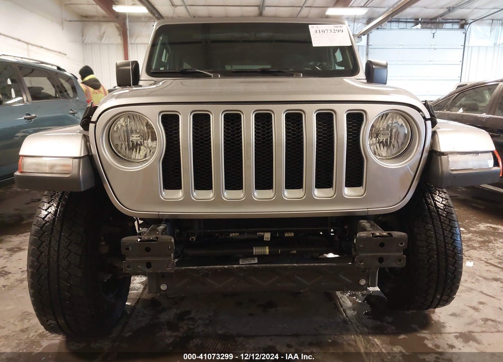 2019 JEEP WRANGLER UNLIMITED SAHARA 4X4 VIN: 1C4HJXEN0KW527985