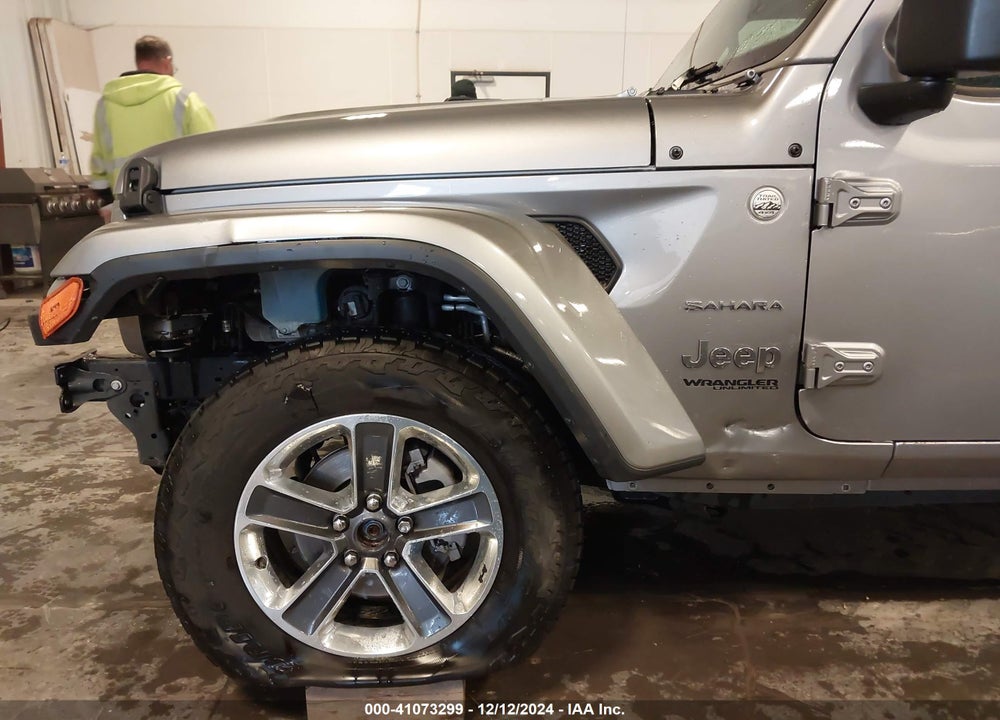 2019 JEEP WRANGLER UNLIMITED SAHARA 4X4 VIN: 1C4HJXEN0KW527985
