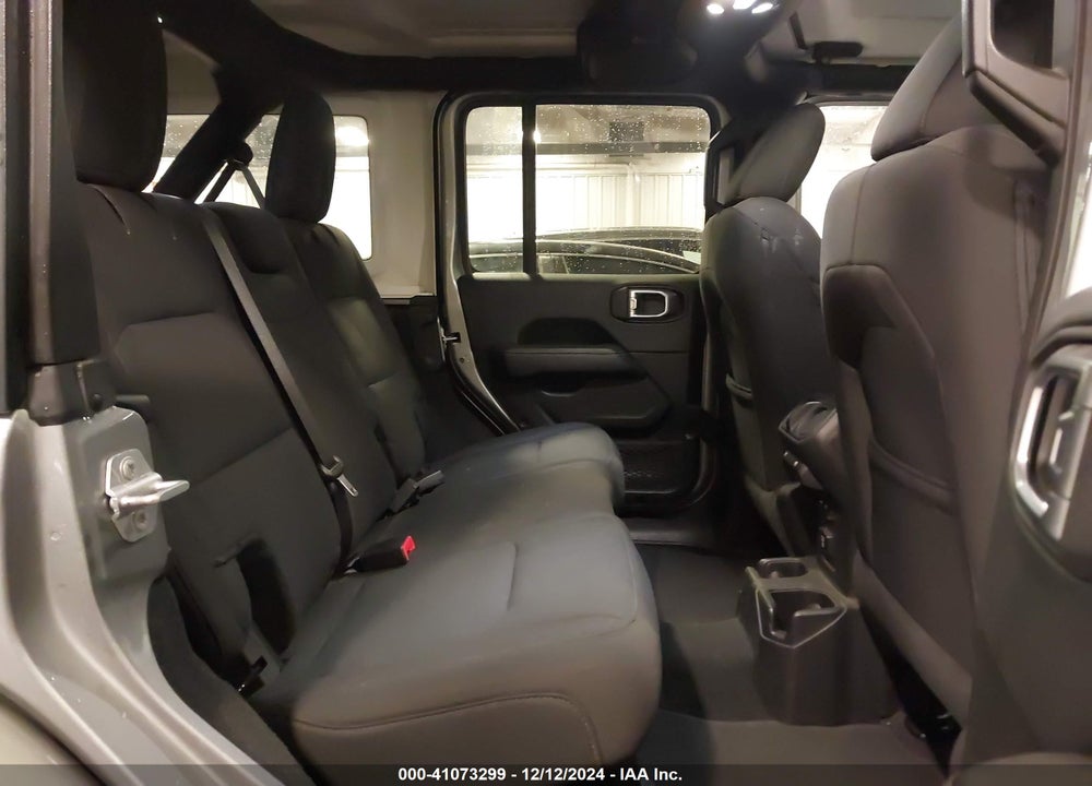 2019 JEEP WRANGLER UNLIMITED SAHARA 4X4 VIN: 1C4HJXEN0KW527985