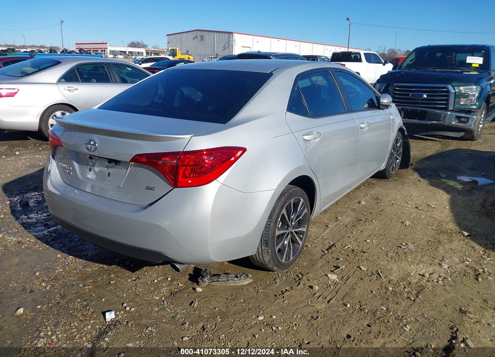 2018 TOYOTA COROLLA SE VIN: 5YFBURHE0JP778856