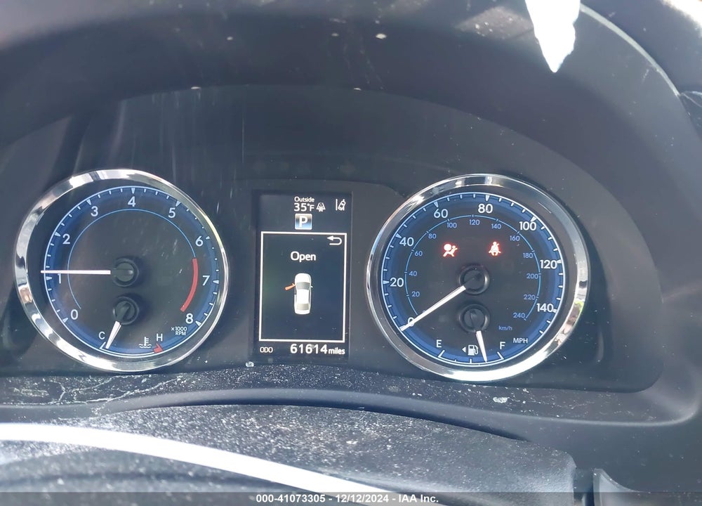 2018 TOYOTA COROLLA SE VIN: 5YFBURHE0JP778856