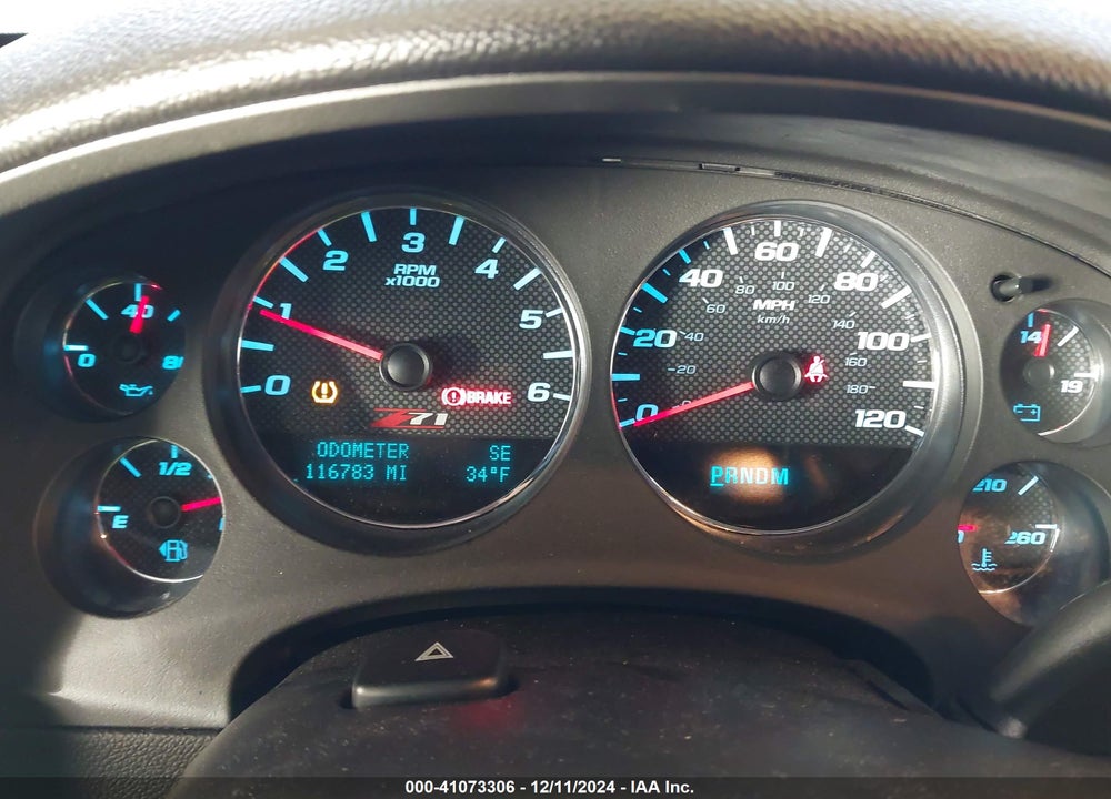2010 CHEVROLET TAHOE LT VIN: 1GNUKBE03AR181938