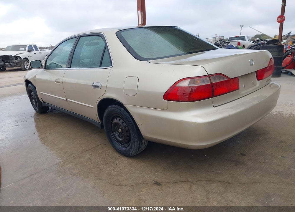 2000 HONDA ACCORD 2.3 SE VIN: 1HGCG5679YA109834