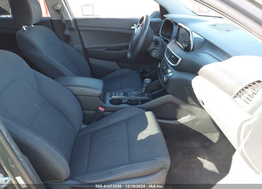 2020 HYUNDAI TUCSON SE VIN: KM8J2CA44LU132589