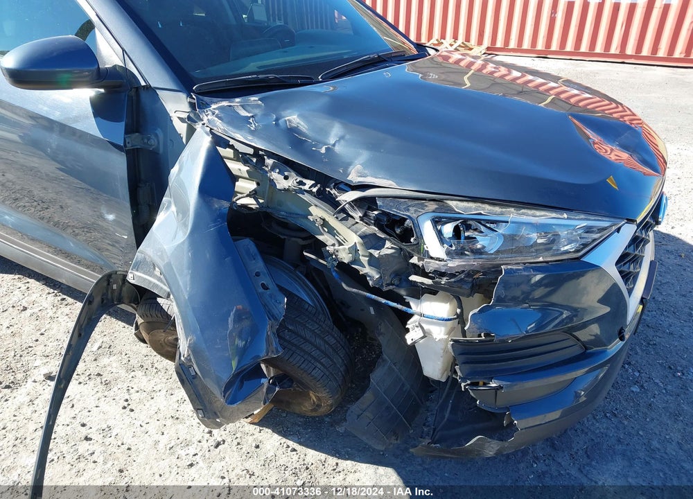 2020 HYUNDAI TUCSON SE VIN: KM8J2CA44LU132589