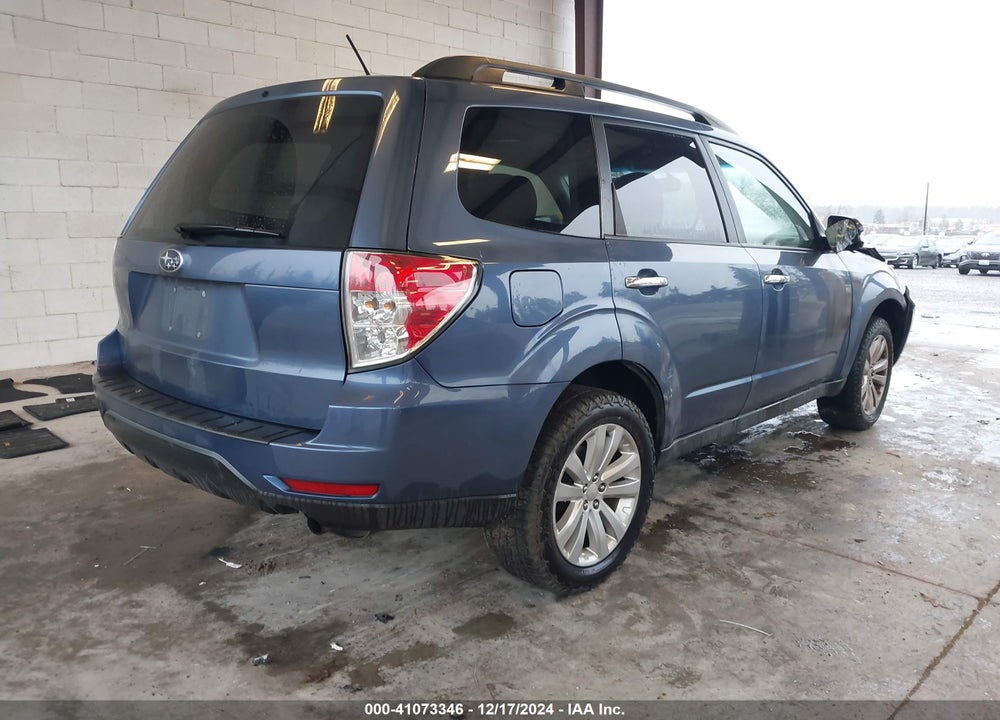 2011 SUBARU FORESTER 2.5X PREMIUM VIN: JF2SHADC5BH781793