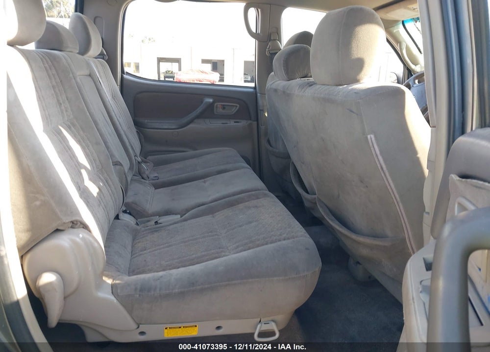2005 TOYOTA TUNDRA SR5 V8 VIN: 5TBET34125S480427