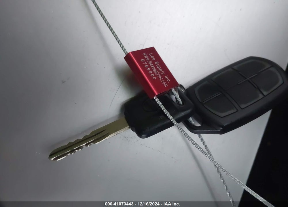 2004 NISSAN PATHFINDER SE VIN: JN8DR09X94W808426