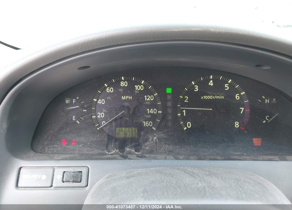 2000 INFINITI I30 LUXURY/TOURING VIN: JNKCA31A8YT125789