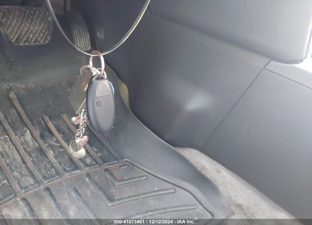 2013 NISSAN ROGUE SV VIN: JN8AS5MV7DW604590