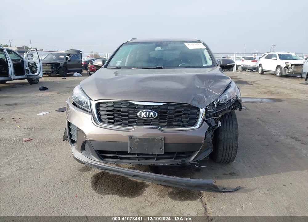 2019 KIA SORENTO 2.4L LX VIN: 5XYPG4A33KG548128