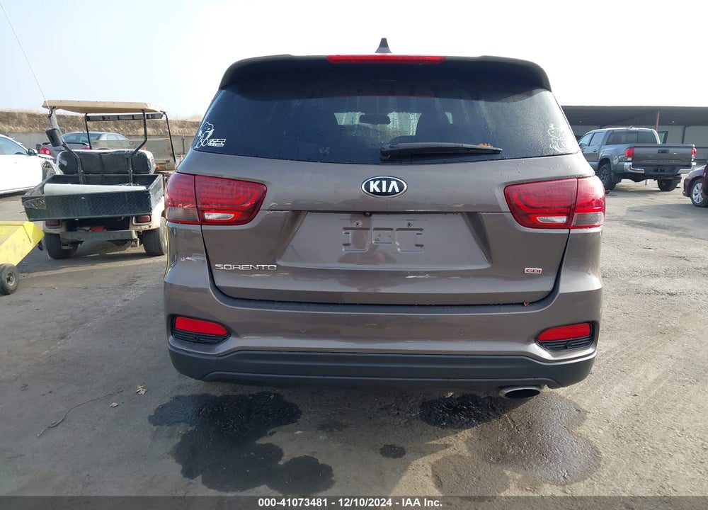 2019 KIA SORENTO 2.4L LX VIN: 5XYPG4A33KG548128