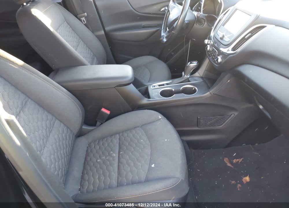 2018 CHEVROLET EQUINOX LT VIN: 2GNAXJEV8J6242142