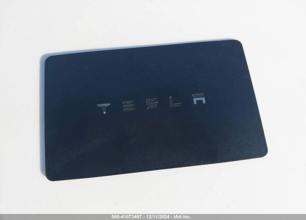 2019 TESLA MODEL 3 VIN: 5YJ3E1EB2KF390862