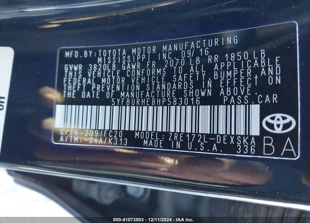 2017 TOYOTA COROLLA SE VIN: 5YFBURHE8HP583016
