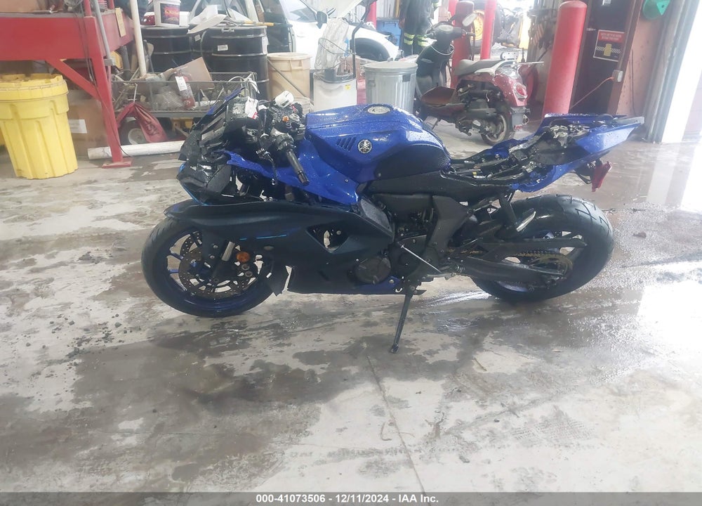 2023 YAMAHA YZFR7 VIN: JYARM38E2PA006587