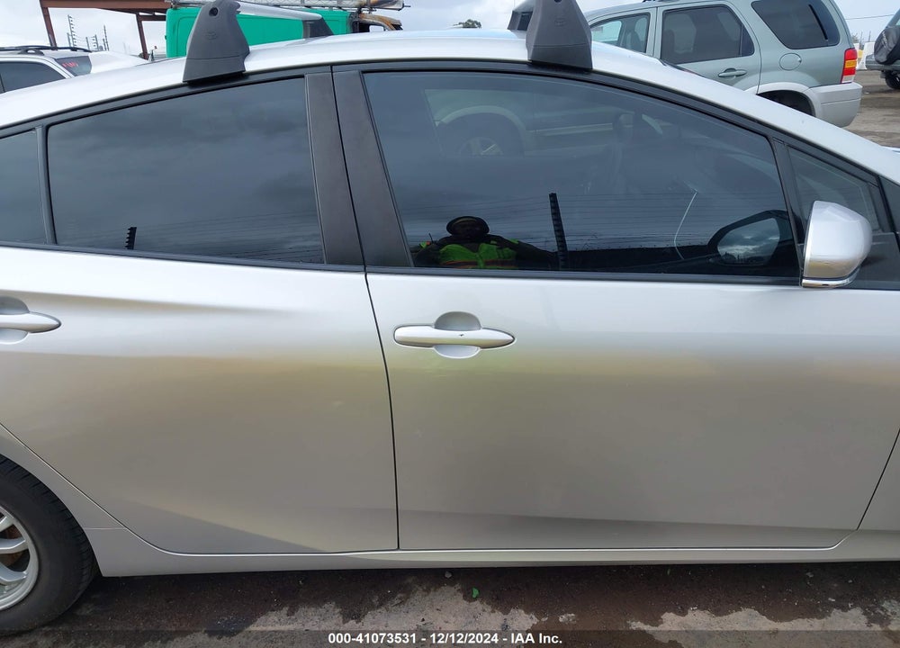 2019 TOYOTA PRIUS VIN: JTDKARFUXK3085578