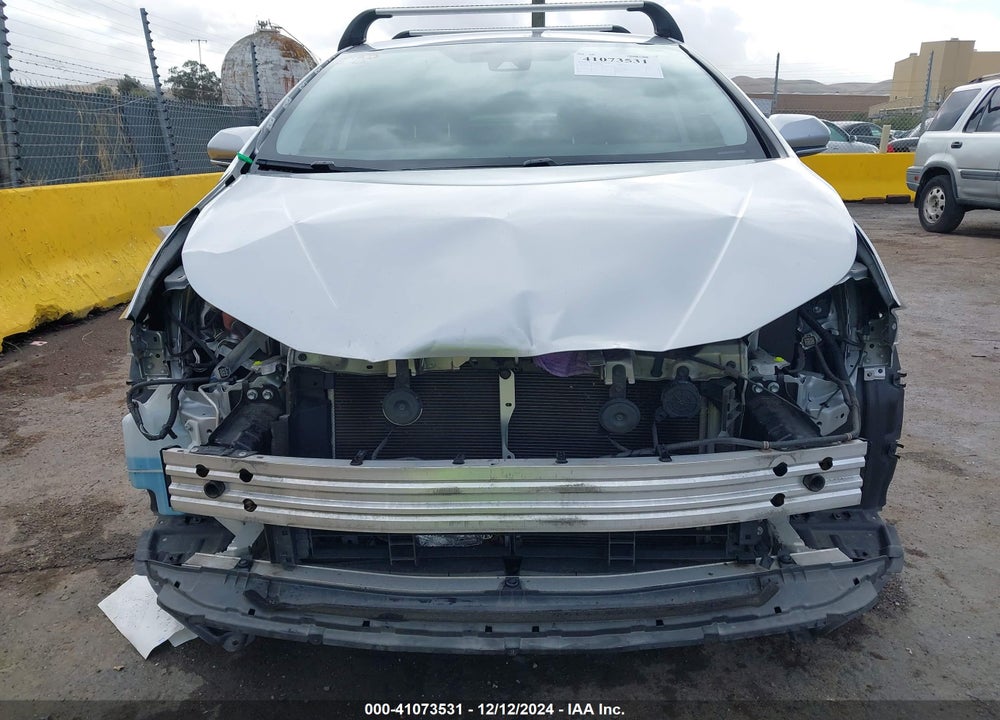 2019 TOYOTA PRIUS VIN: JTDKARFUXK3085578