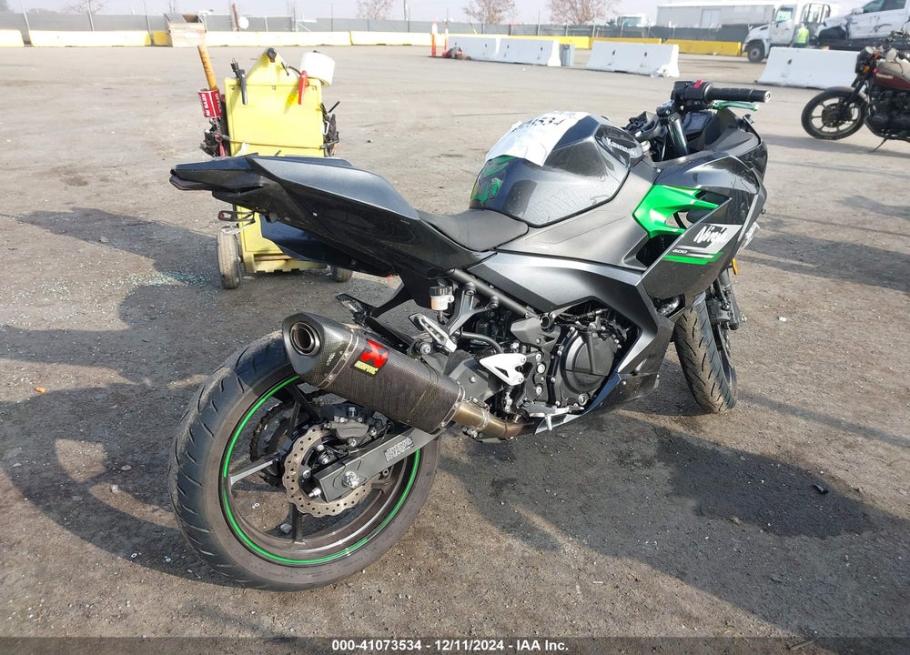 2023 KAWASAKI EX400 VIN: JKAEXKH13PDAK2049