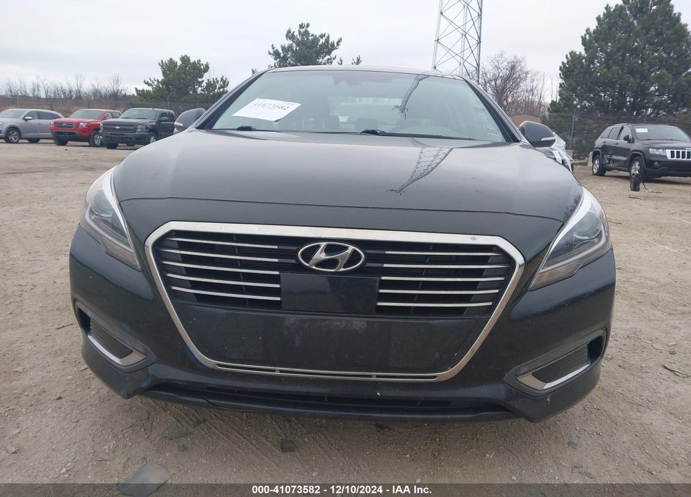 2017 HYUNDAI SONATA HYBRID LIMITED VIN: KMHE34L10HA050245