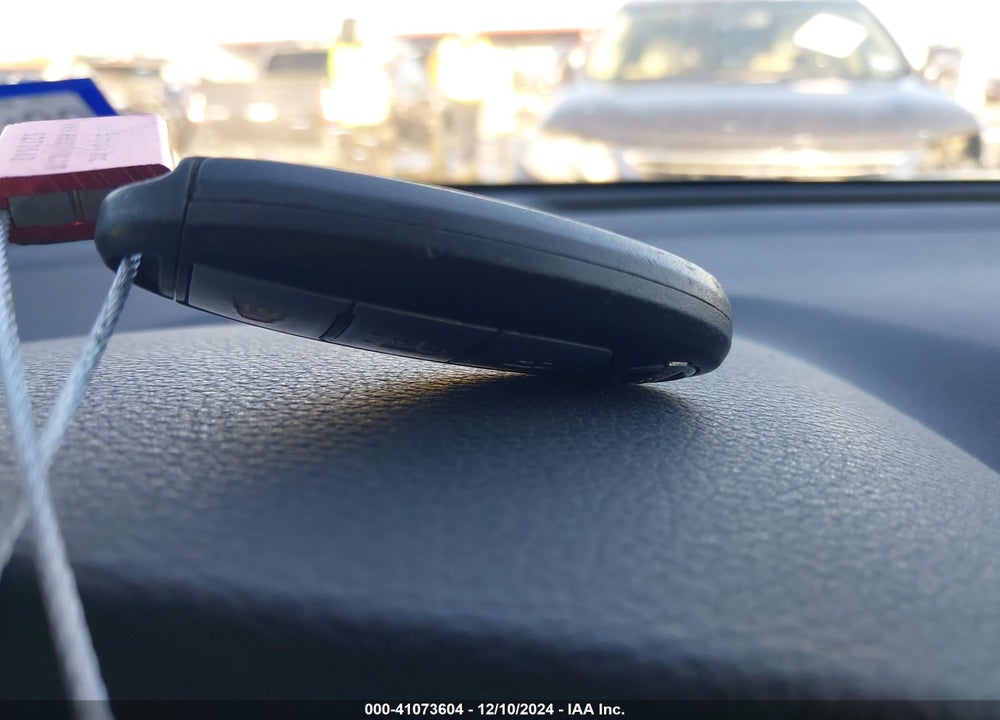 2014 NISSAN ROGUE SV VIN: 5N1AT2MT9EC763227