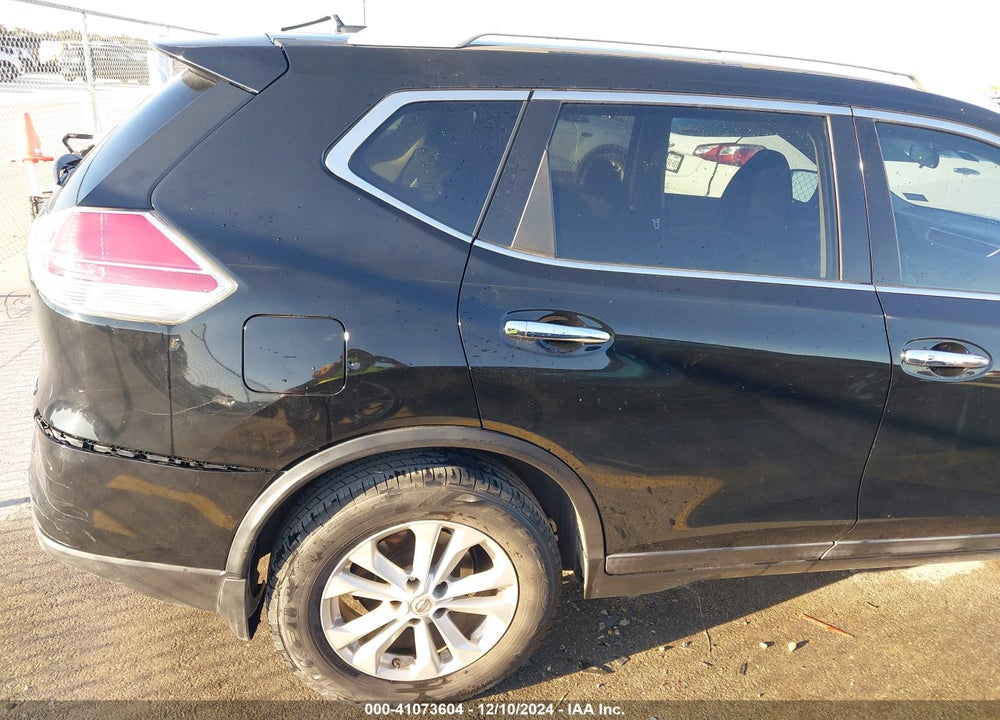2014 NISSAN ROGUE SV VIN: 5N1AT2MT9EC763227
