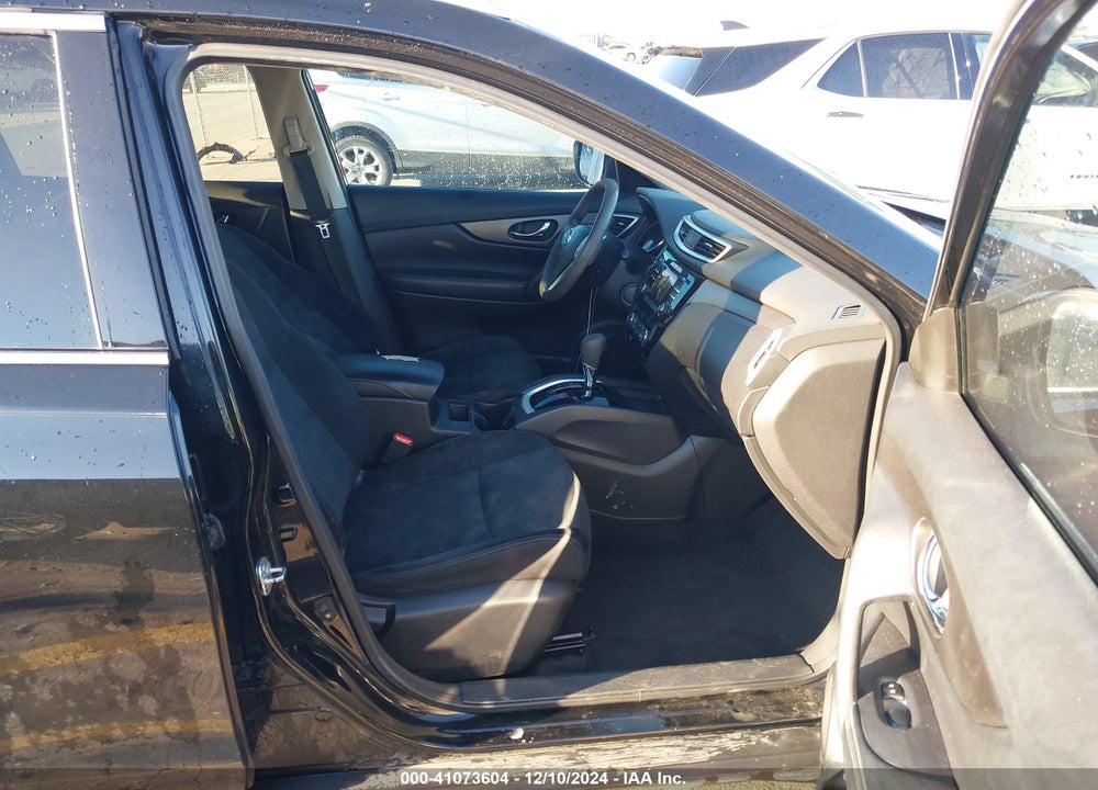 2014 NISSAN ROGUE SV VIN: 5N1AT2MT9EC763227