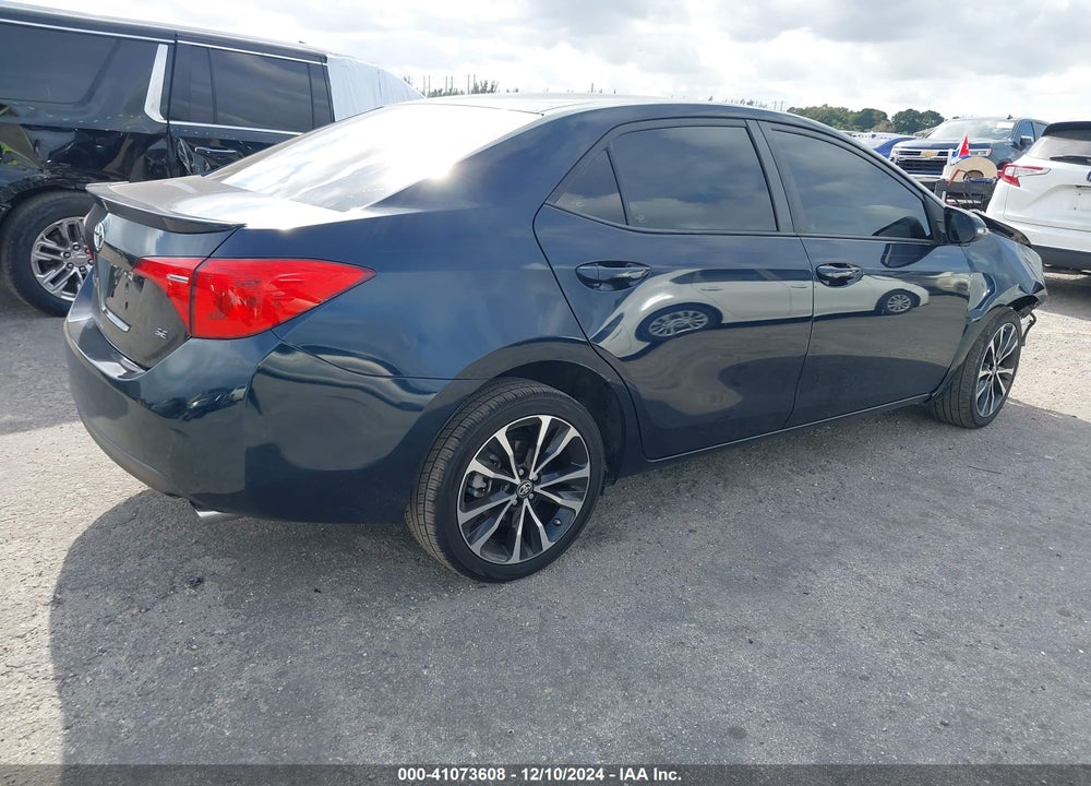 2018 TOYOTA COROLLA SE VIN: 5YFBURHE7JP796089