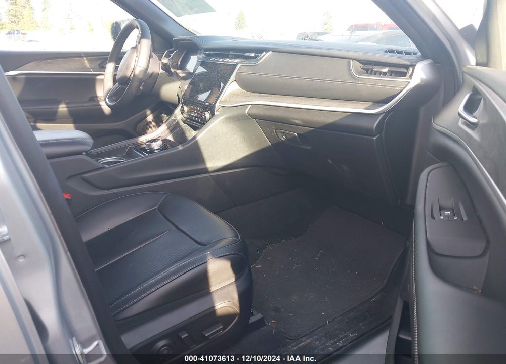 2024 JEEP GRAND CHEROKEE L LIMITED 4X4 VIN: 1C4RJKBG8R8603478