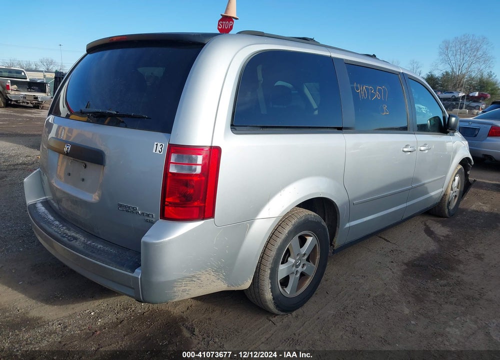2010 DODGE GRAND CARAVAN HERO VIN: 2D4RN3D16AR462747