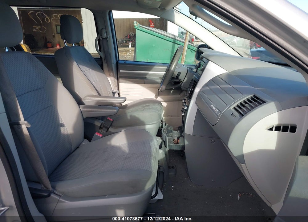 2010 DODGE GRAND CARAVAN HERO VIN: 2D4RN3D16AR462747