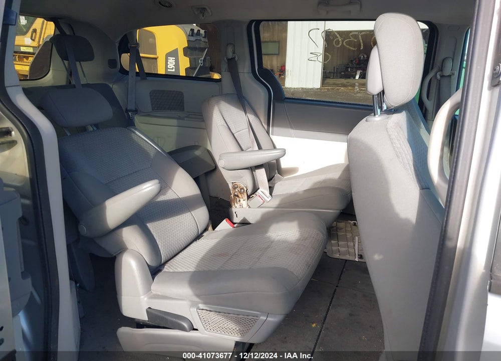 2010 DODGE GRAND CARAVAN HERO VIN: 2D4RN3D16AR462747