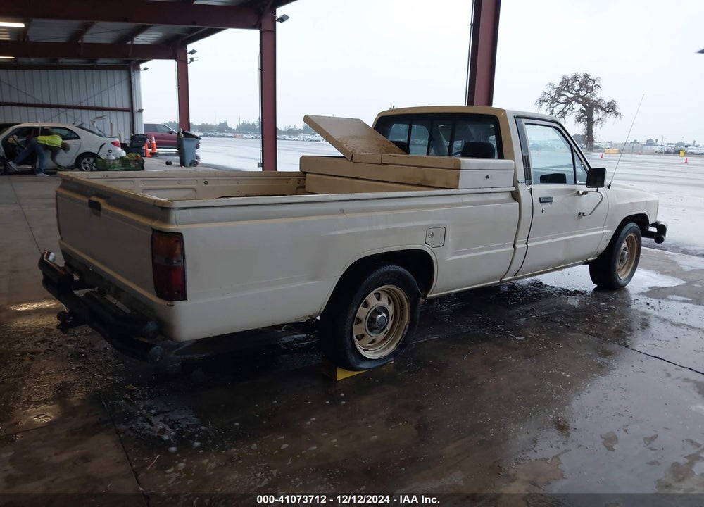 1985 TOYOTA PICKUP 1/2 TON RN55 DLX VIN: JT4RN55D1F0125955
