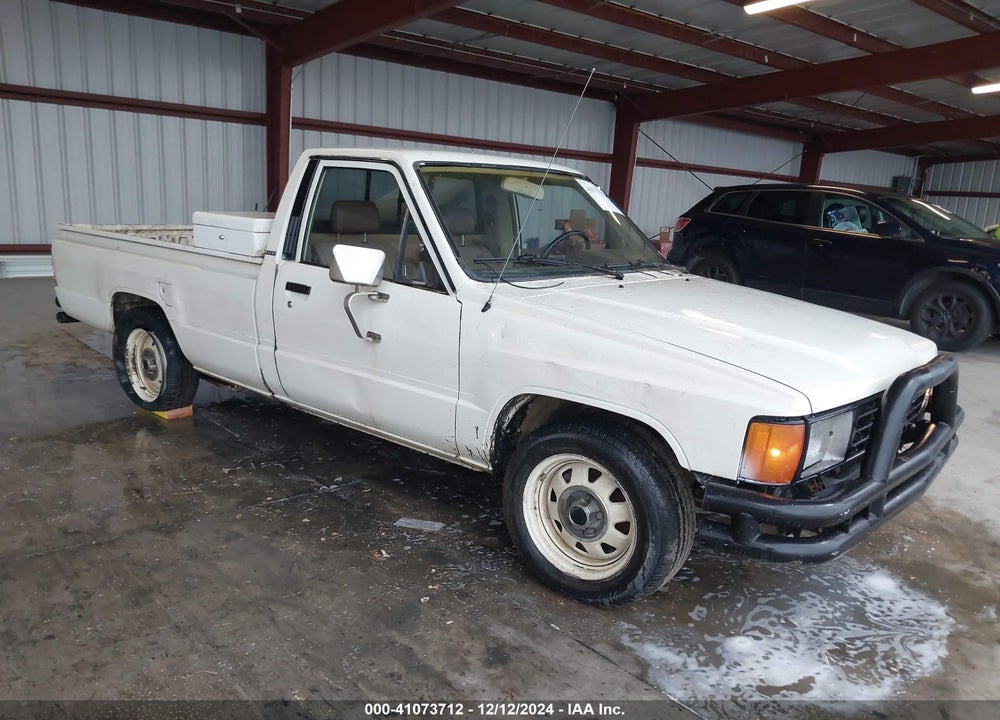 1985 TOYOTA PICKUP 1/2 TON RN55 DLX VIN: JT4RN55D1F0125955