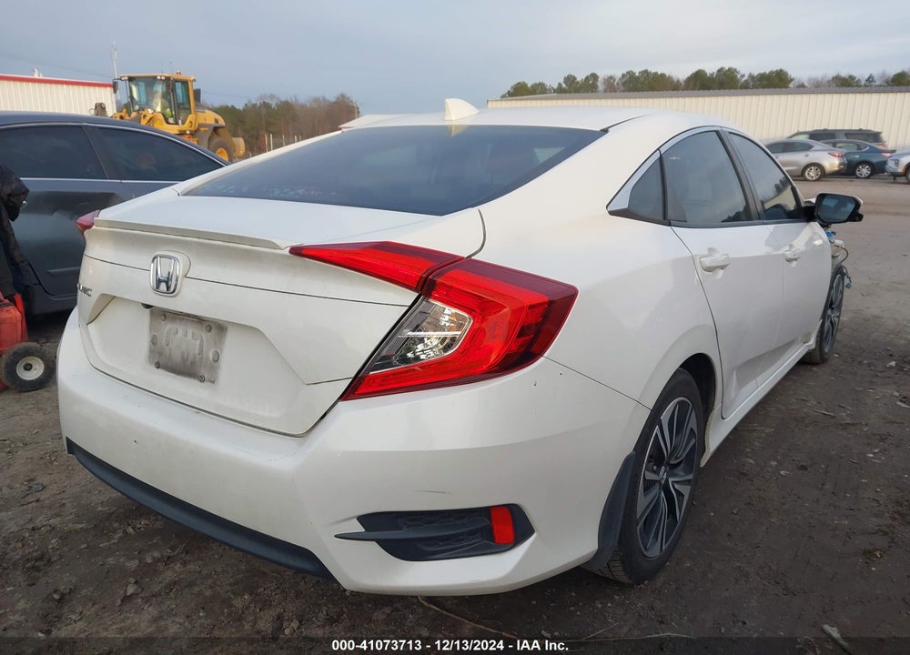 2017 HONDA CIVIC VIN: 2HGFC1F76HH633445
